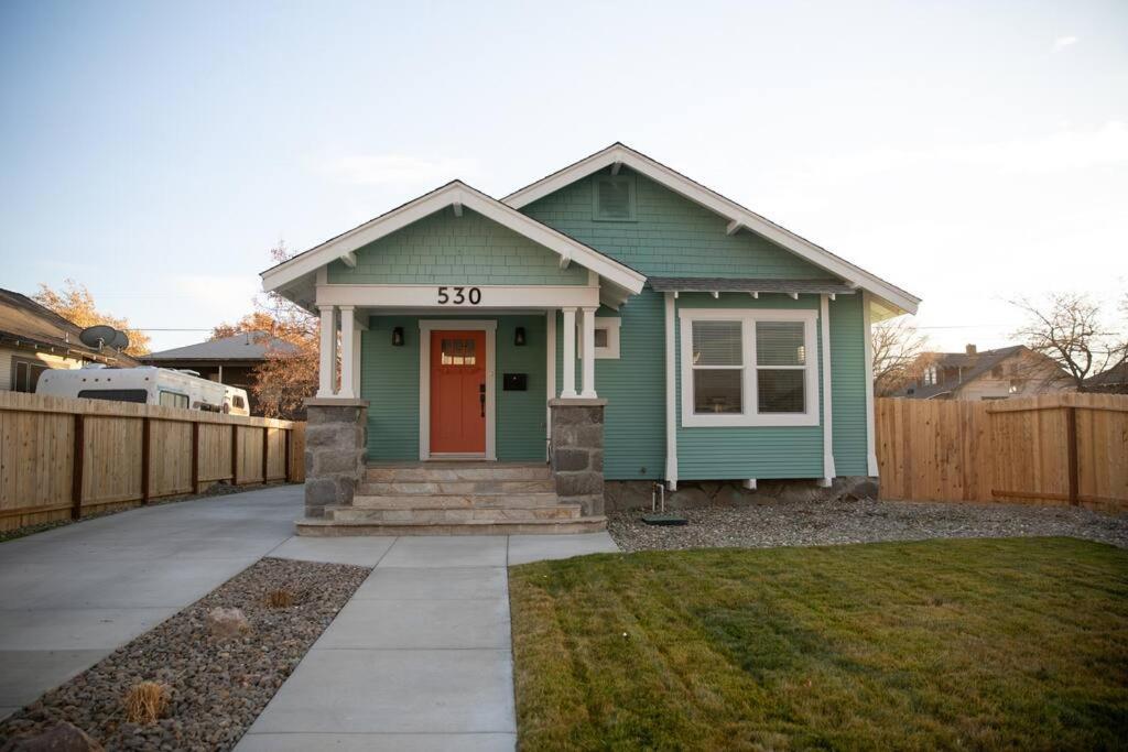 Reno'S Biggest Little House - Cozy Home Theatre מראה חיצוני תמונה